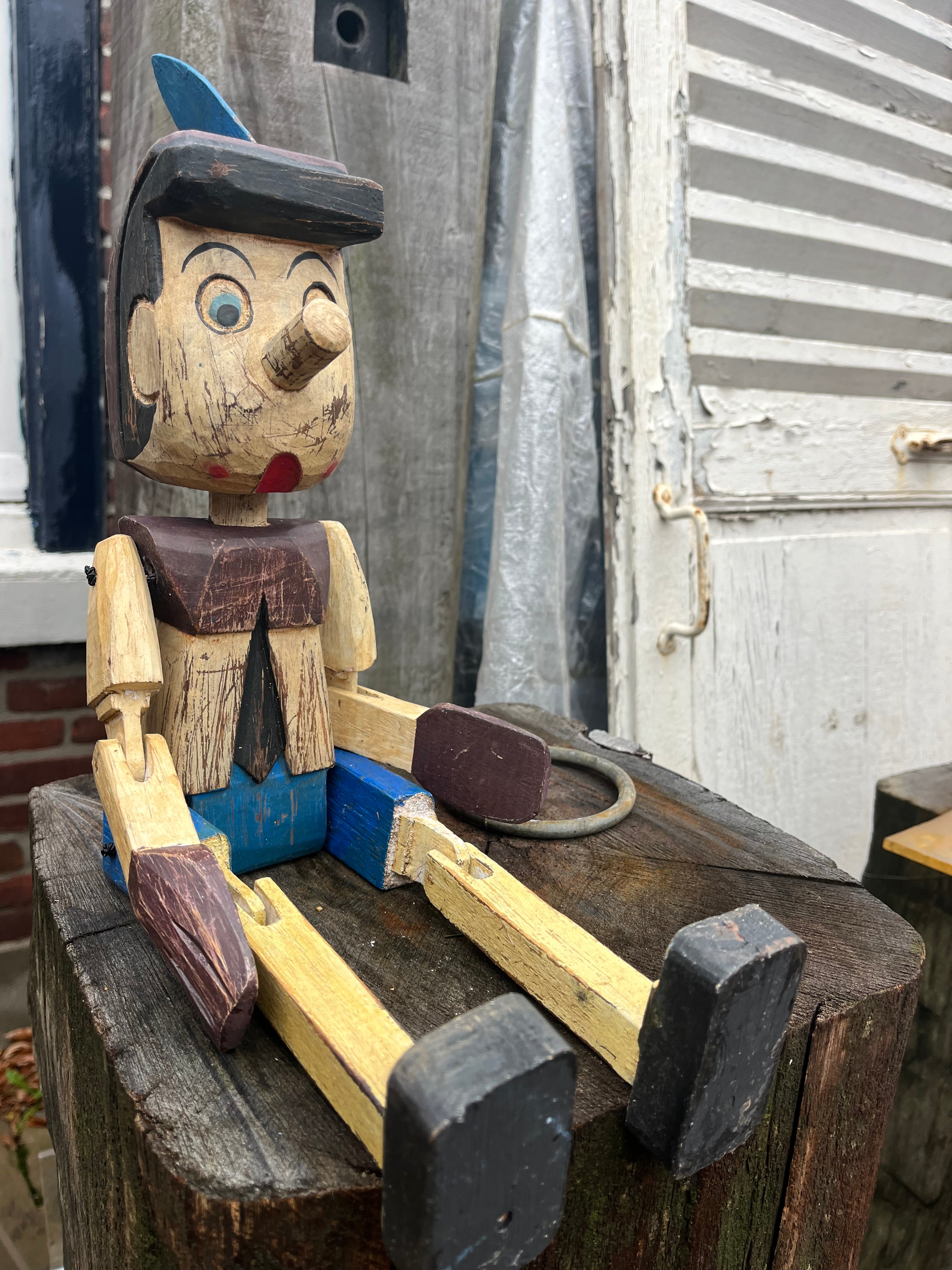 handgeschilderde houten Pinocchio middel