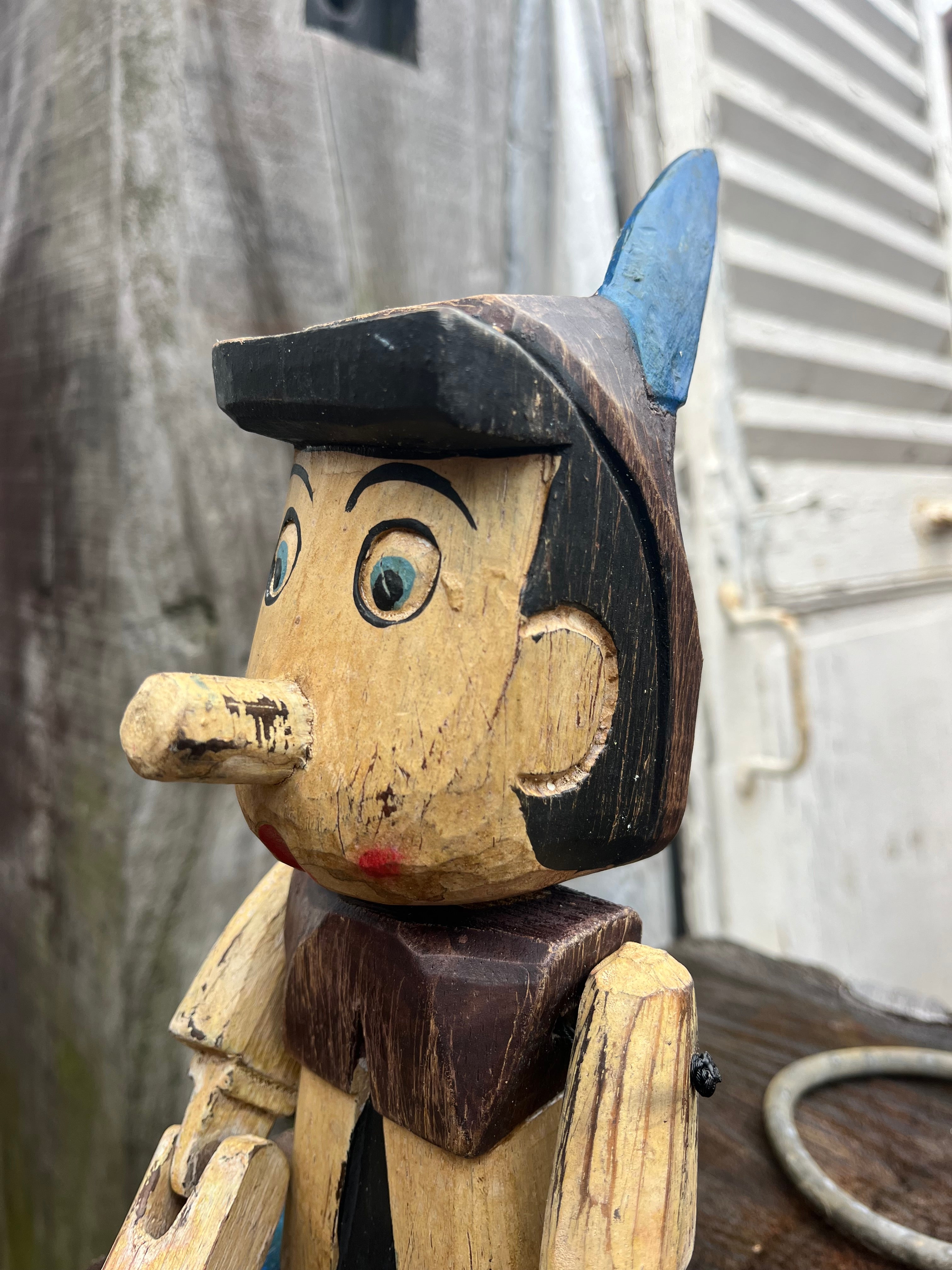 handgeschilderde houten Pinocchio klein