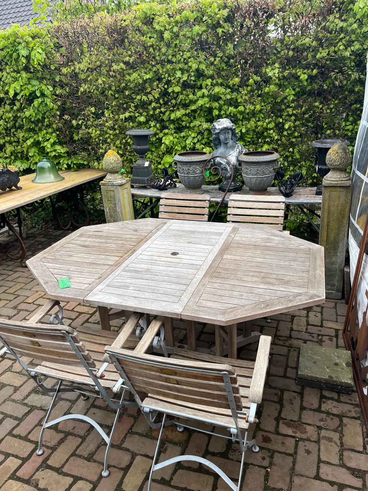 tuintafel teakhout 8 kantig verstelbaar v 1.20 tot 1.70 lang