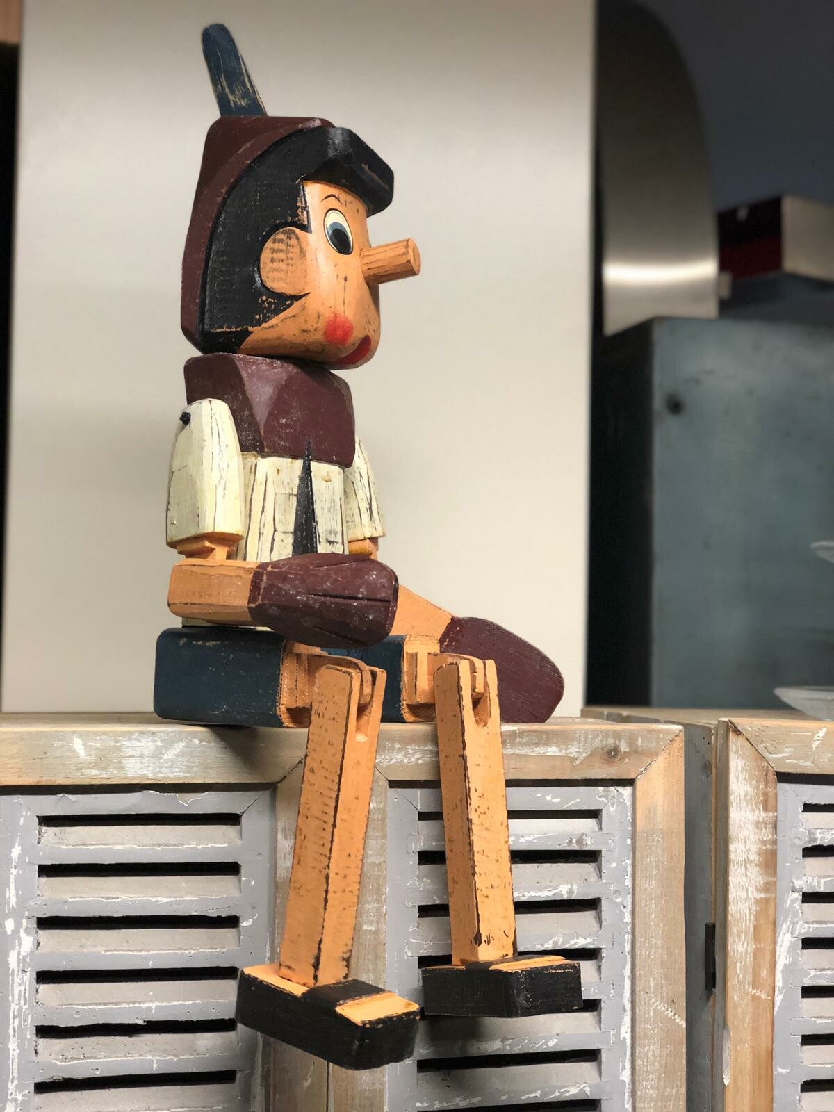 Grote handgeschilderde houten Pinocchio - Brocante bij Ingie